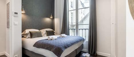 4 habitaciones, tabla de planchar con plancha y wifi gratis