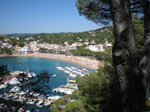 Marina - Transatlantic villa at the seafront (Llafranc)