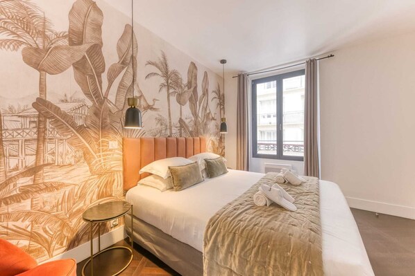 3 bedrooms, iron/ironing board, free WiFi, bed sheets - Sweett | Troyon - Three Bedroom Apartment, Sleeps 6 (Paris)