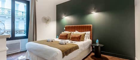 3 chambres, fer et planche à repasser, Wi-Fi gratuit, draps fournis