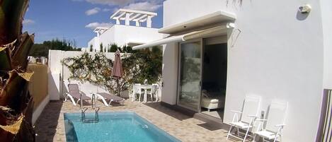 屋外プール、温水プール