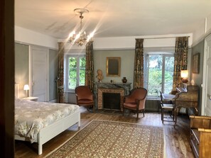 11 bedrooms, desk, iron/ironing board, travel cot - GRANDE DEMEURE FAMILIALE confortable pour 22 personnes (Saint-Marcel-Lès-Annonay)