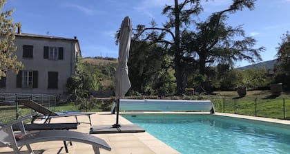 D'ĂME MONTGOLFIERE - Grande demeure familiale pour 22 personnes avec piscine