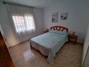 3 quartos, ferros/tábuas de passar roupa, Wi-Fi de cortesia