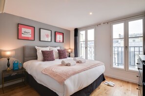 4 habitaciones, tabla de planchar con plancha y wifi gratis 