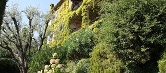 Duplex apartment in luxury villa