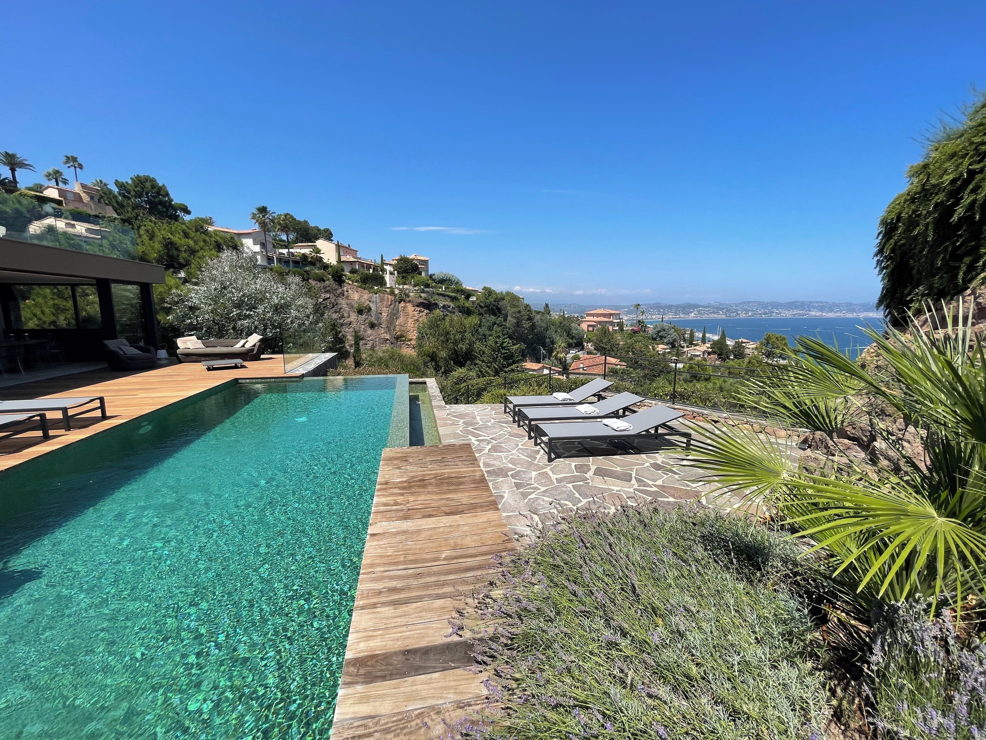 Piscine extérieure, piscine chauffée