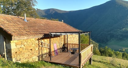 Vue panoramique, isolé en montagne, éco-rénovation