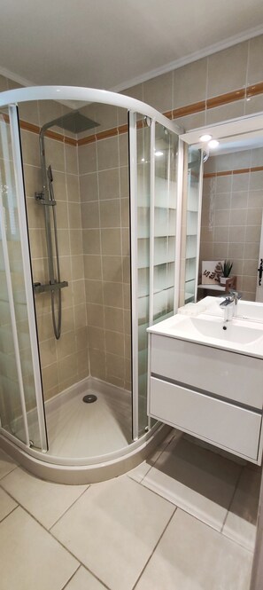 Dusche, Haartrockner