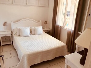 2 chambres, fer et planche à repasser, Wi-Fi gratuit