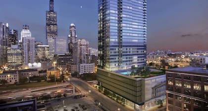 Ylellinen 3Bed / 2. 5Bath Apt w / Million Dollar Skyline Views! Autotalli pysäköinti sisältyy hintaan!