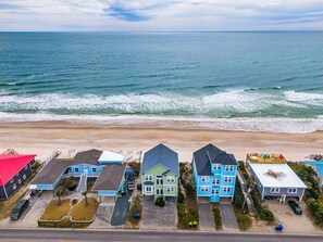 On the beach - Bel Sole (Beautiful Sun) | Ocean Front! (Surf City)