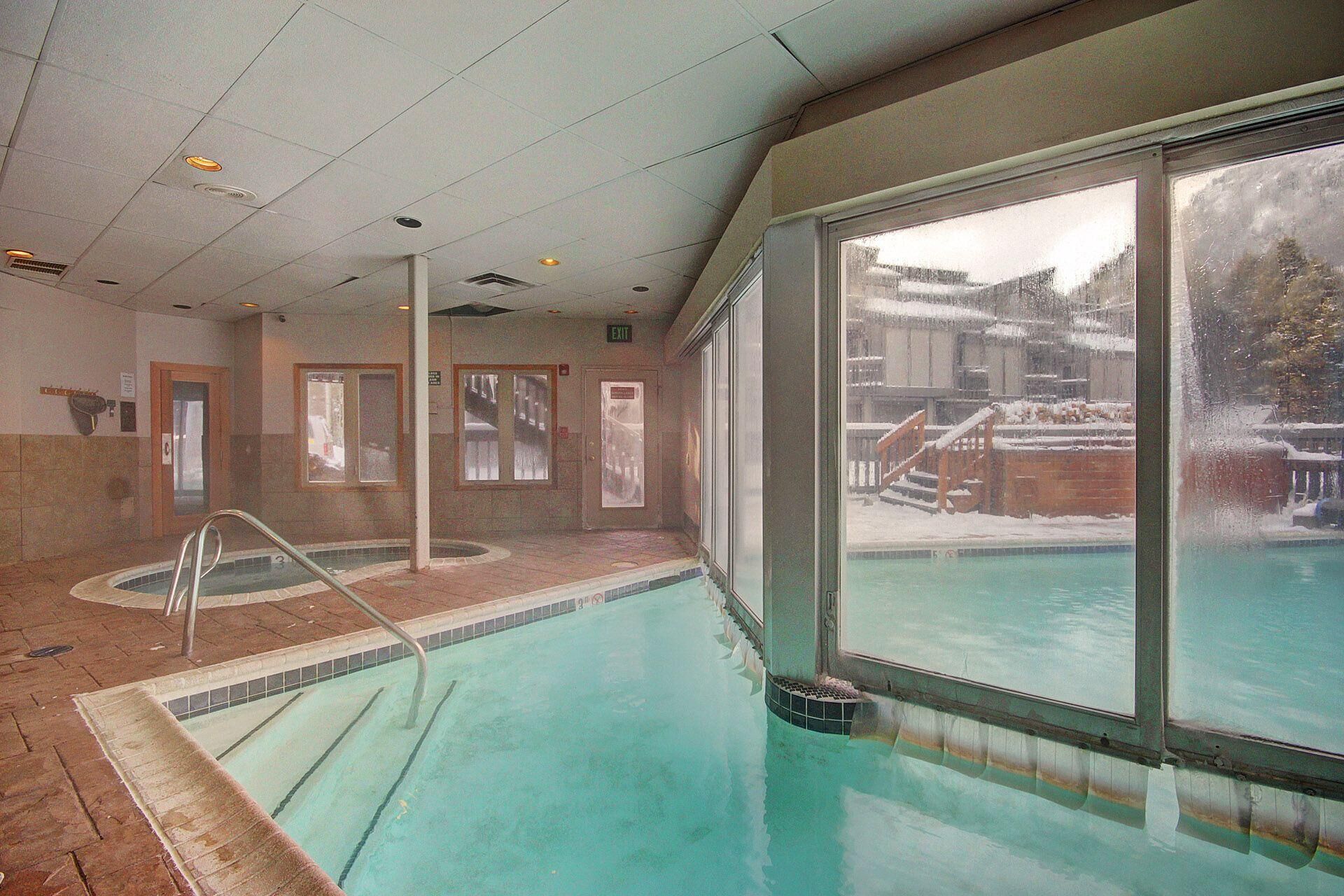 Una piscina techada
