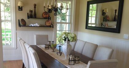Sonoma Vineyard Paradise Sleeps 8-10