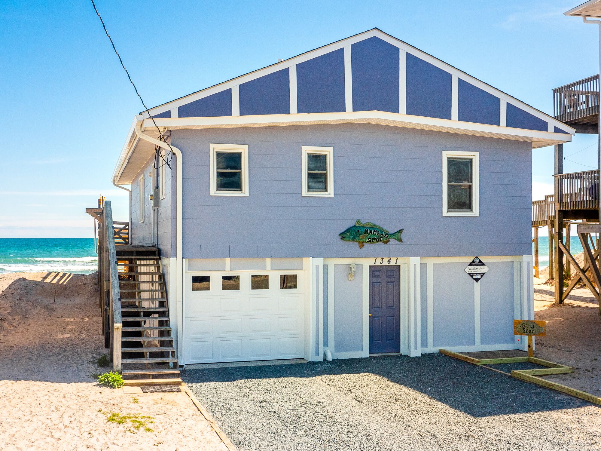 Mamaw's Spot | Oceanfront + Pet Friendly!