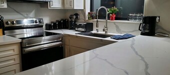 Fabelhafte Lage - IM DORF SLPS 6; ca. 100 m von GONDALA & village entfernt