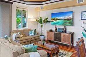 Televisión, oficina