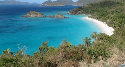 Grande Bay SUNSWEPT 1 BR waterfront