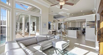 Valloittava rantahotelli / kaksi isäntäsviittiä, lämmitetty uima-allas ja poreallas