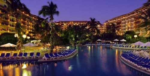 $99/nt 5 Star Beachfront Resort, 1 Bed Condo at Velas Vallarta