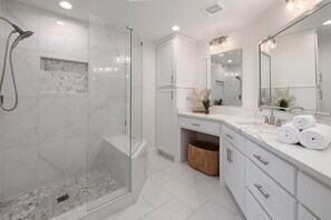 Shower, towels