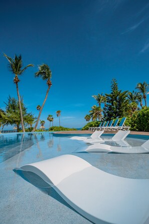Outdoor pool - San Pedro 5-bedroom, 6-bathroom Villa Ruby, ocean views, concierge onsite (San Pedro)