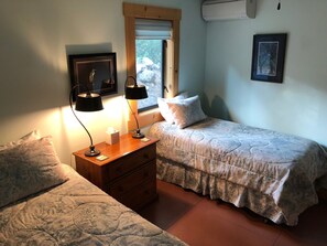 3 bedrooms, iron/ironing board, travel cot, free WiFi