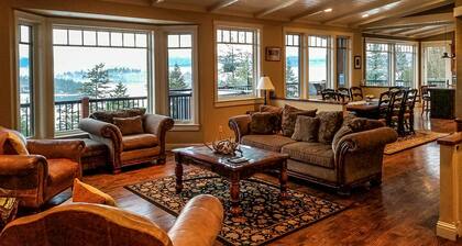 “Bella Vista” Overlooking Beautiful Flathead Lake with Great Panoramic Views!