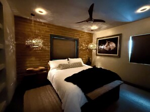 13 dormitorios, tabla de planchar con plancha, wifi y ropa de cama
