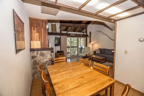 TV, fireplace, DVD player - Villas # 78 by Hauserman Rentals (Tahoe City)