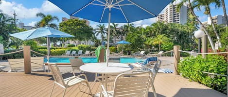 Piscine extérieure, piscine chauffée