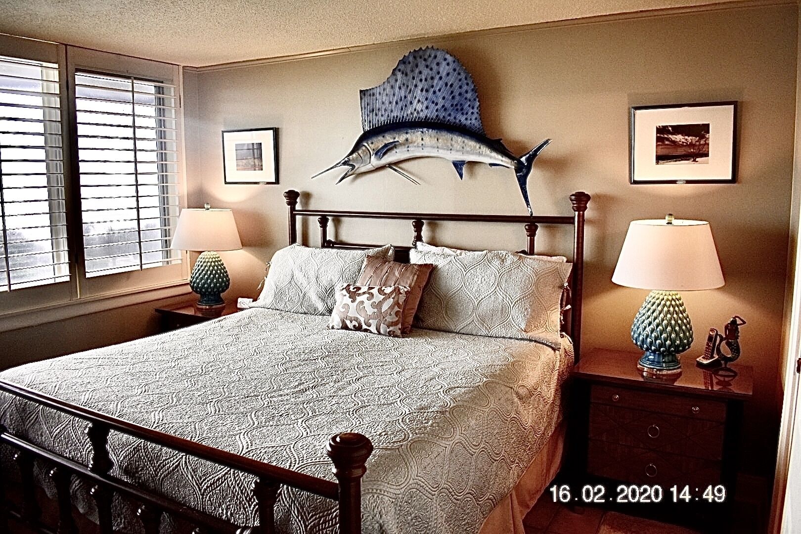 3 chambres, fer et planche à repasser, Wi-Fi, draps fournis