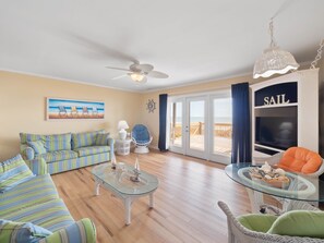 Smart TV, DVD player