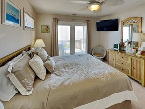 4 bedrooms, free WiFi, bed sheets - All About The View | Oceanfront In Topsail Beach (Topsail Beach)