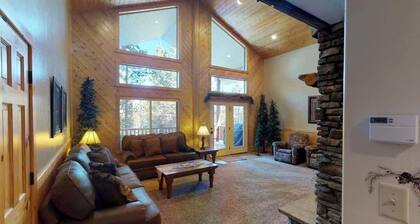 HUCKLEBERRY RETREAT⭐️HOT WANNE SAT TV BBQ GRILL 20MIN BIS YELLOWSTONE IN DER NÄHE VON ATV TRAILS