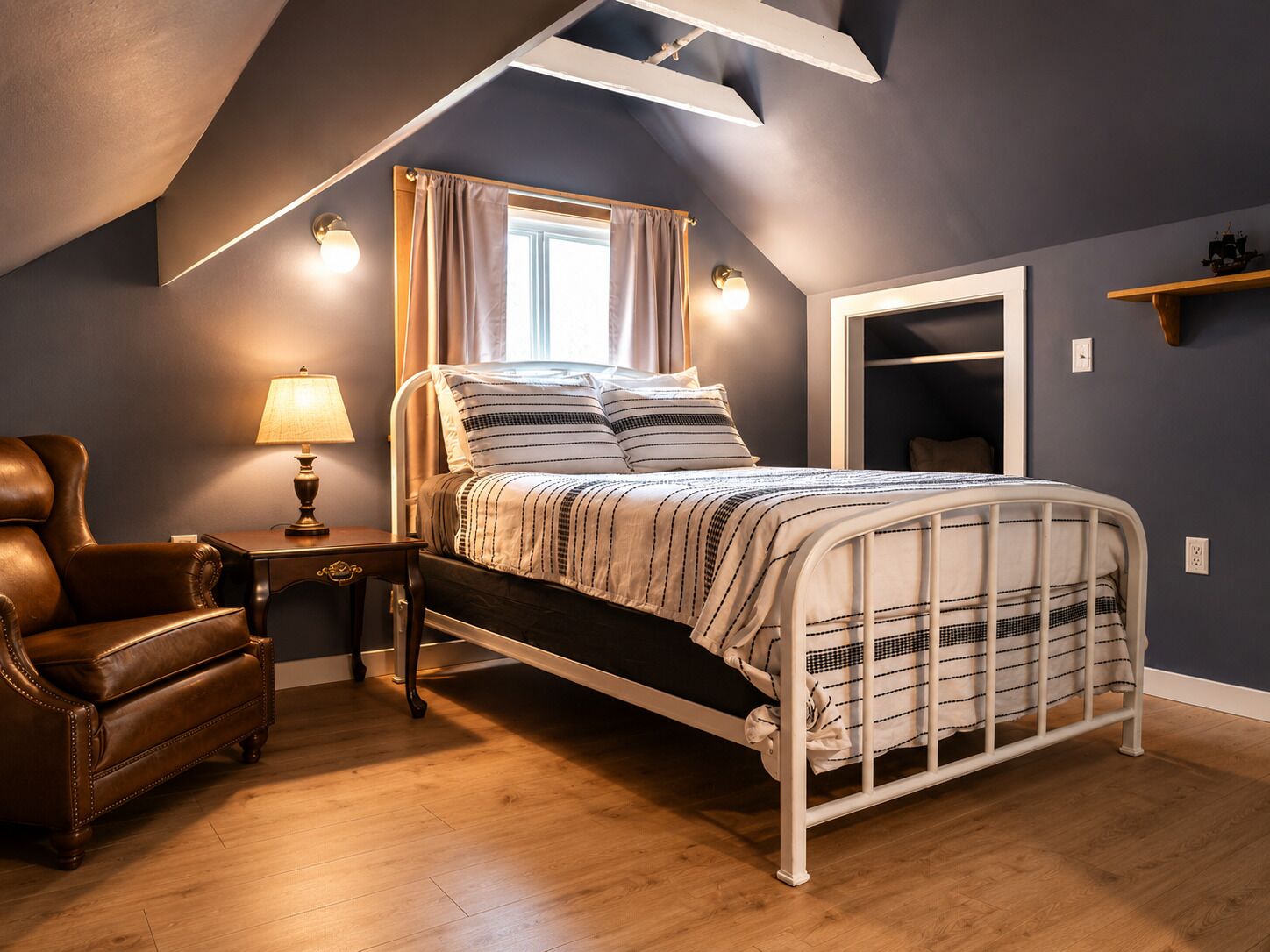 5 chambres, bureau, fer et planche à repasser, Wi-Fi gratuit