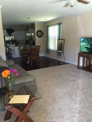 Smart-TV, DVD-Player