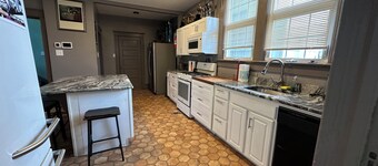 The Lucky Stars House - Walk to the Beach and Boardwalk