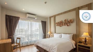 Deluxe Room King Bed  | Front of property