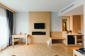 Flat-screen TV - Civilize Hotel (Udon Thani)