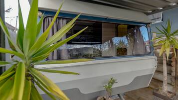 Basic Room | Soundproofing, iron/ironing board, free WiFi, bed sheets