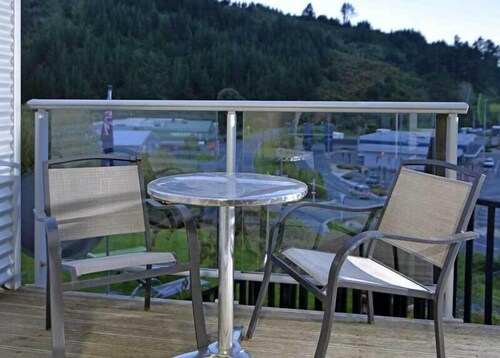 Tombstone Motel, Lodge & Backpackers