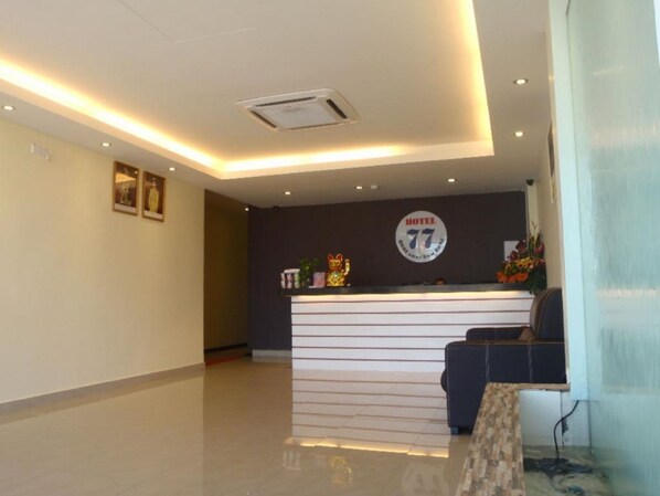 Reception - Hotel 77 (Serendah)