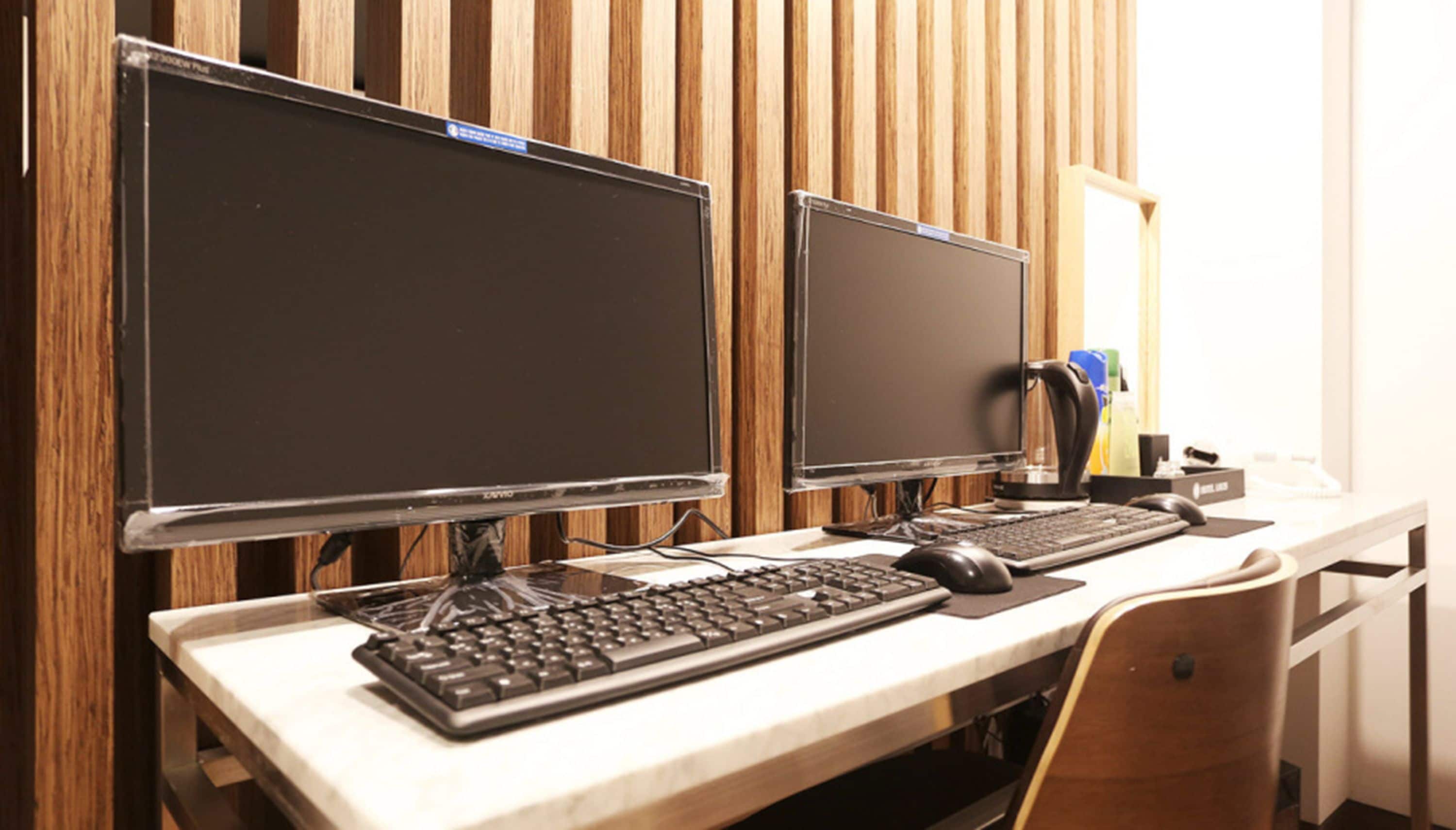 couple personal computer room (netflix, disney+, watcha, laftel available) | room amenity