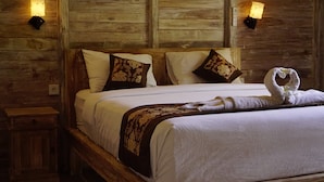 Deluxe Double Room | WiFi (free) - Coconut Village Guest House (Lembongan Island)
