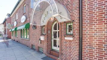 Entrada al alojamiento