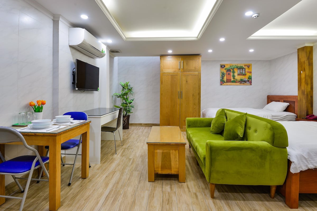 Triple Room, Multiple Beds (Spacious, Basement) | Premium bedding, minibar, in-room safe, individually decorated