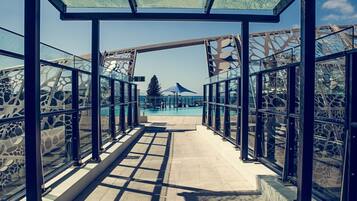 Área de juegos infantiles al aire libre