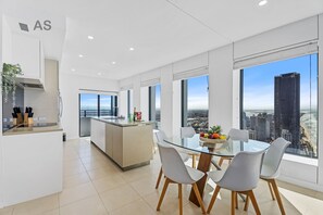 Private kitchen - Esplanade (Soul) - Apartment Stay Private (Surfers Paradise)