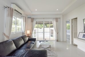 Living area - BaanPromphun Pool Villa by BV (Pa Klok)